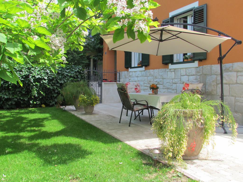 Apartment Bacvice Holiday Split Exterior foto